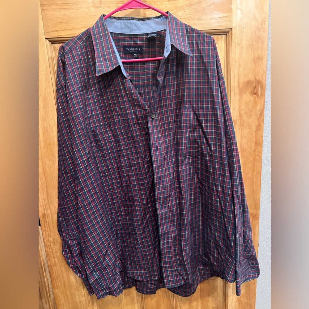 Van Hausen men’s button up shirt